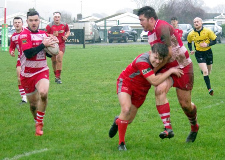 Newcastle Emlyn threaten danger